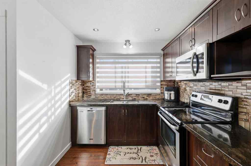 MLS® A2266036 - 419 Whiteview Close NE in Whitehorn Calgary, Residential