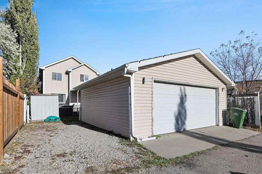 MLS® A2266039 - 23 Inverness Gardens SE in McKenzie Towne Calgary, Residential