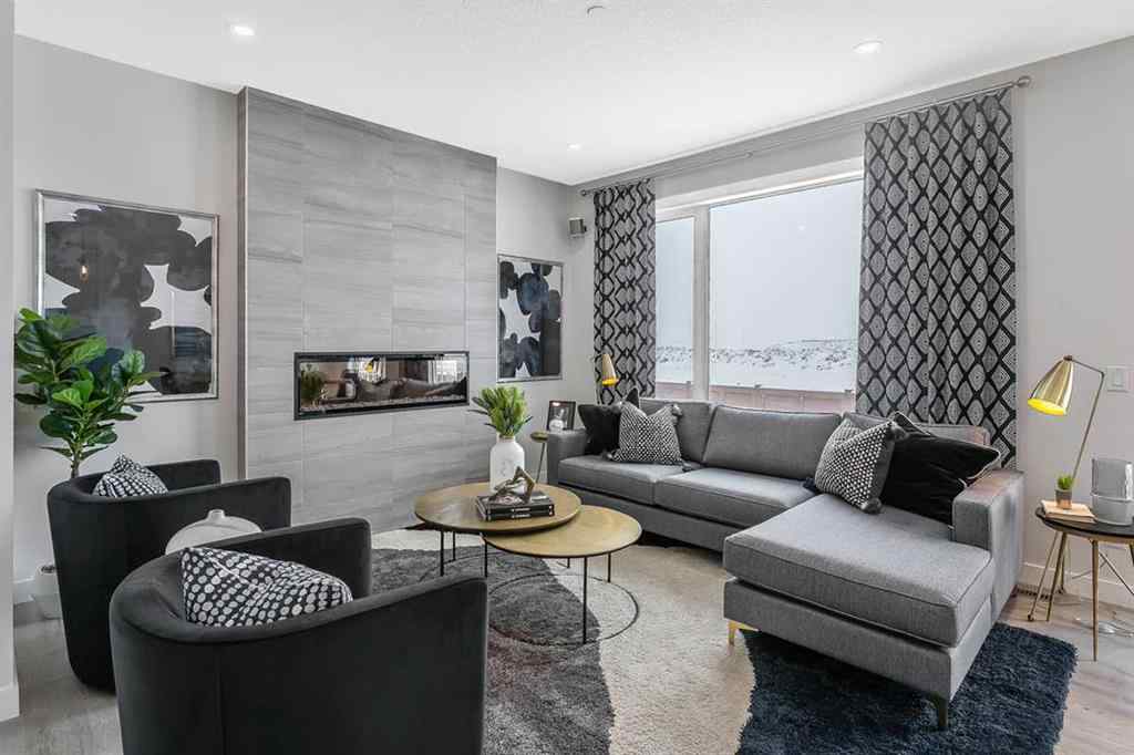 MLS® A2266044 - 286 Hotchkiss Manor SE in Hotchkiss Calgary, Residential