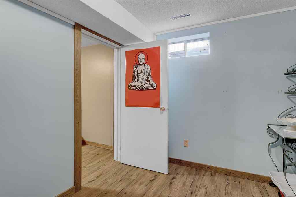 MLS® A2266045 - 908 Birch Street  in NONE Beaverlodge, Residential