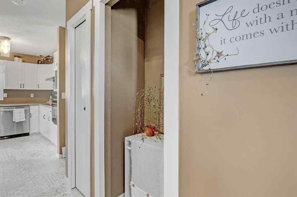 MLS® A2266045 - 908 Birch Street  in NONE Beaverlodge, Residential