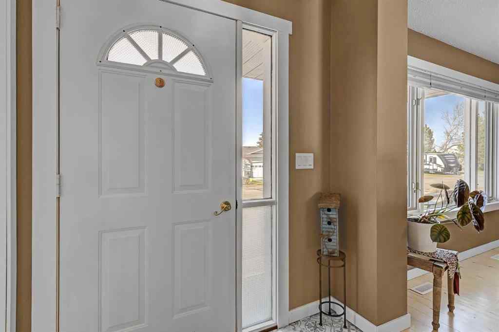 MLS® A2266045 - 908 Birch Street  in NONE Beaverlodge, Residential