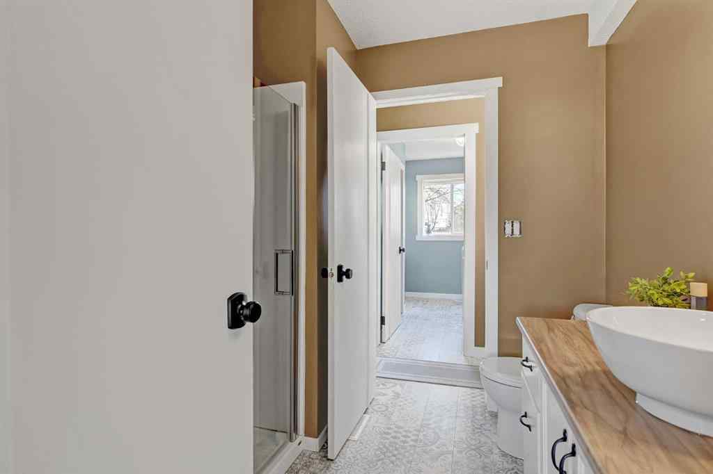 MLS® A2266045 - 908 Birch Street  in NONE Beaverlodge, Residential