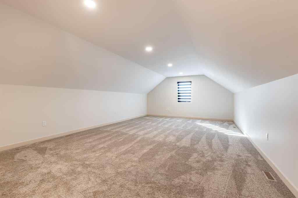 MLS® A2266052 - 308 Yuma Court  in NONE Dunmore, Residential