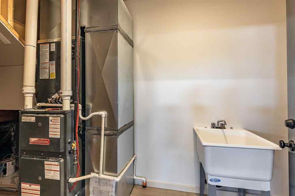 MLS® A2266052 - 308 Yuma Court  in NONE Dunmore, Residential