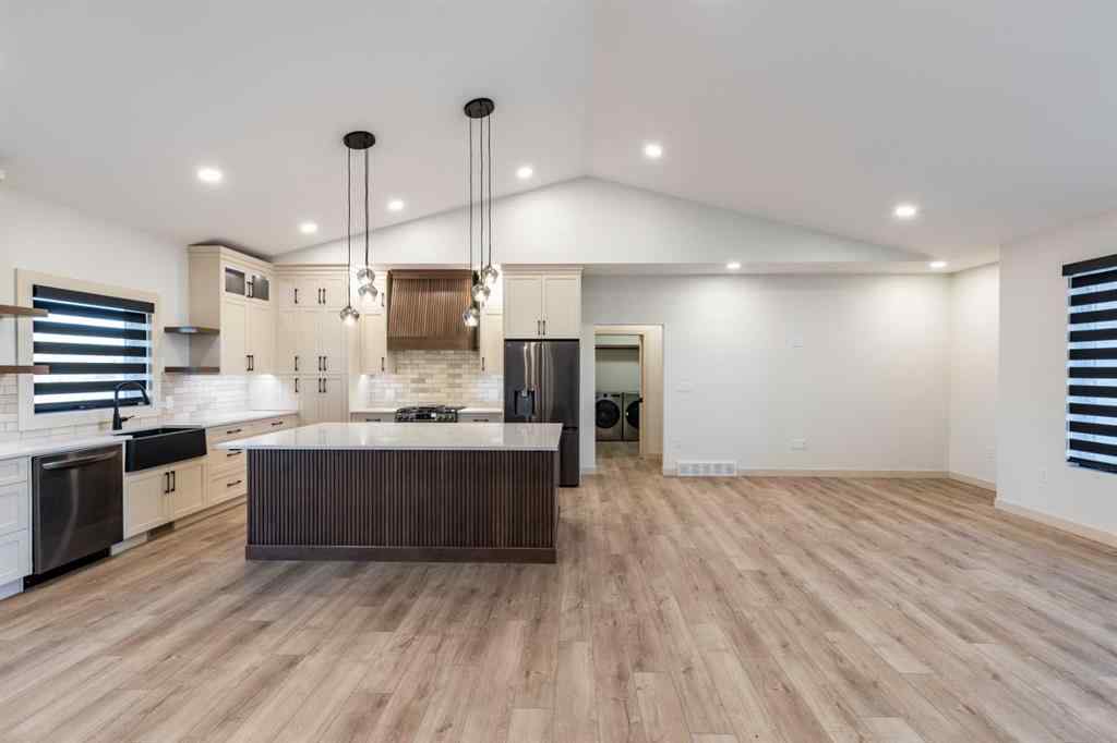 MLS® A2266052 - 308 Yuma Court  in NONE Dunmore, Residential