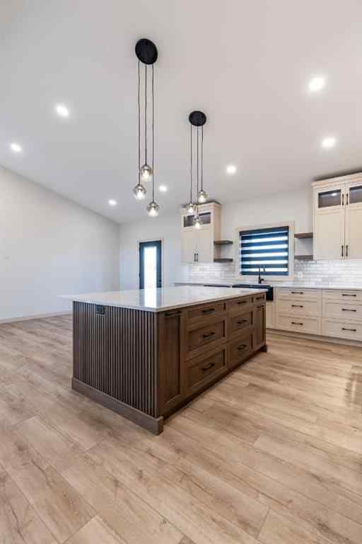 MLS® A2266052 - 308 Yuma Court  in NONE Dunmore, Residential