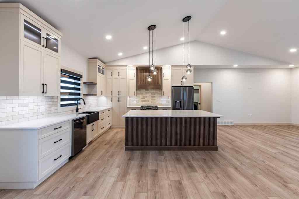 MLS® A2266052 - 308 Yuma Court  in NONE Dunmore, Residential