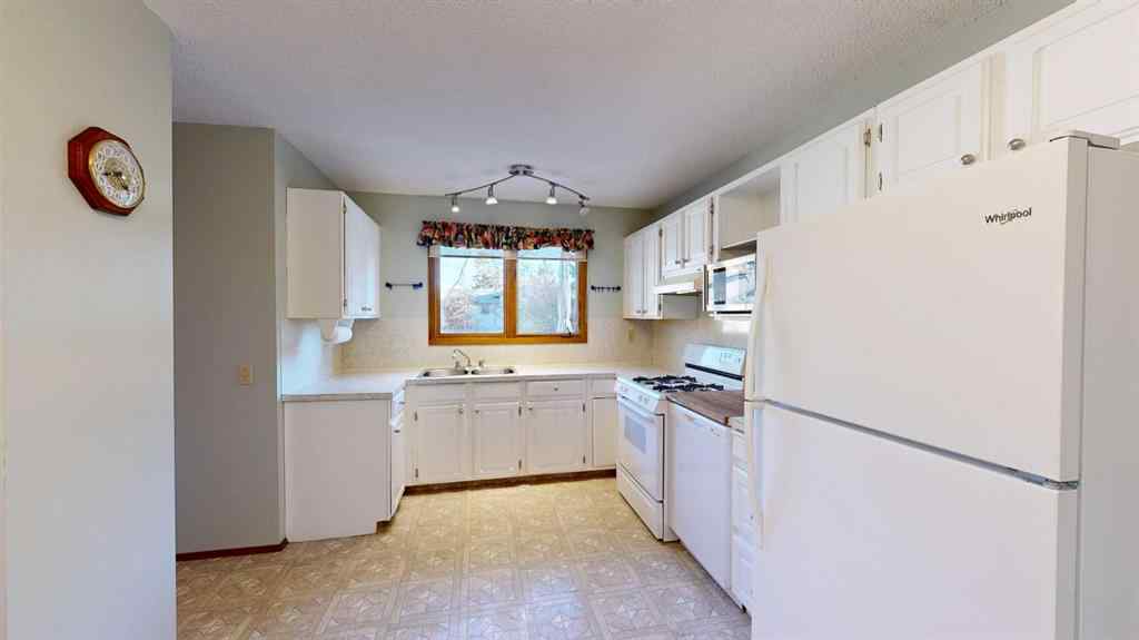 MLS® A2266053 - 2403 17 Street  in NONE Nanton, Residential