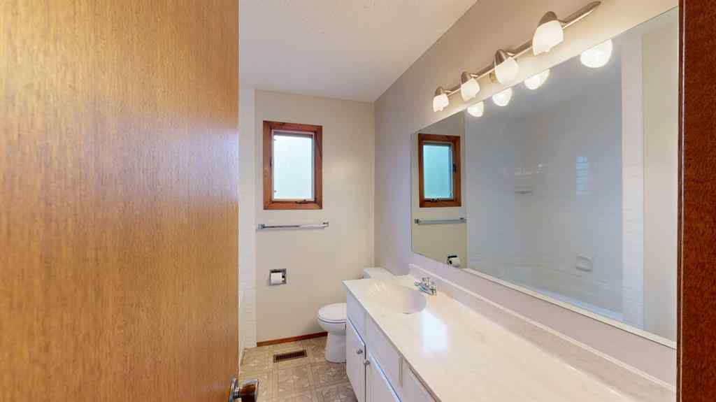 MLS® A2266053 - 2403 17 Street  in NONE Nanton, Residential