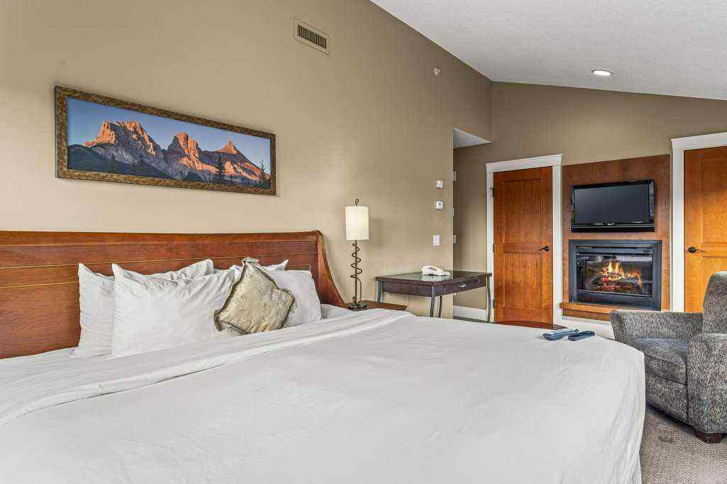 MLS® A2266057 - Unit #402 D,E,F 191 Kananaskis Way  in Bow Valley Trail Canmore, Residential