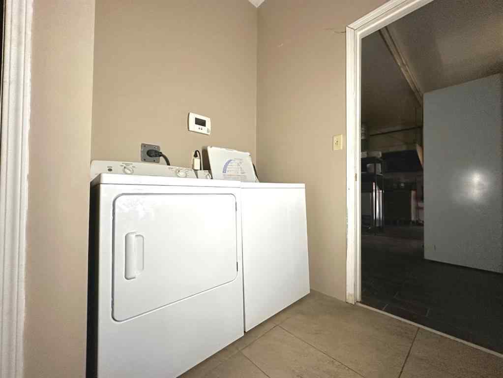 MLS® A2266059 - 10002 100 Avenue  in NONE La Glace, Commercial