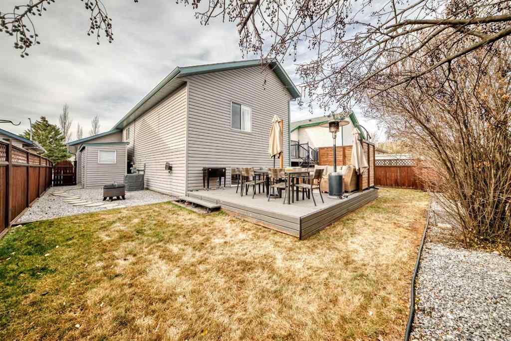 MLS® A2266060 - 115 Sunridge Crescent NW in Sunridge Airdrie, Residential