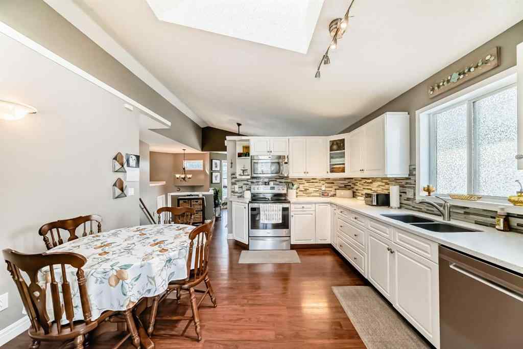 MLS® A2266060 - 115 Sunridge Crescent NW in Sunridge Airdrie, Residential