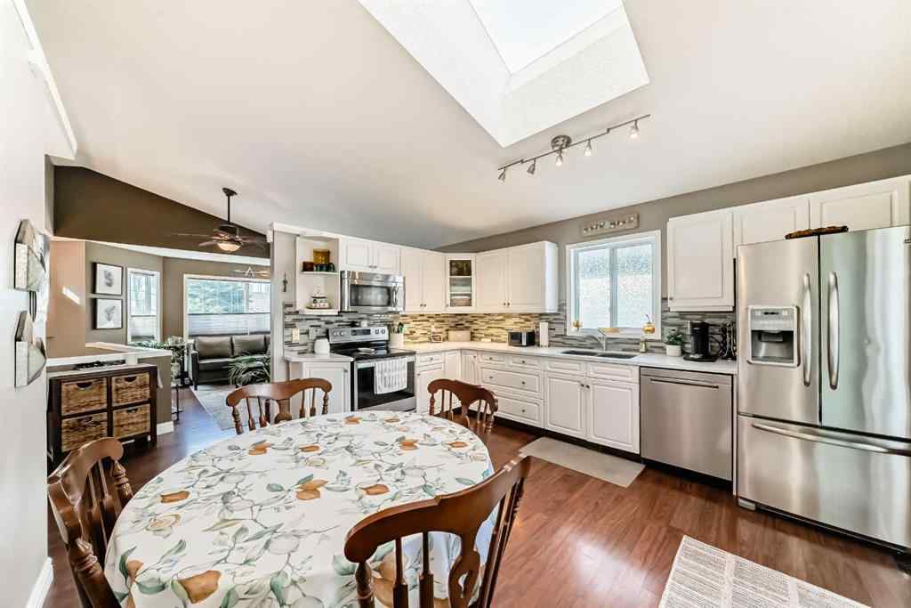 MLS® A2266060 - 115 Sunridge Crescent NW in Sunridge Airdrie, Residential