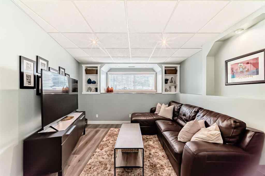 MLS® A2266060 - 115 Sunridge Crescent NW in Sunridge Airdrie, Residential