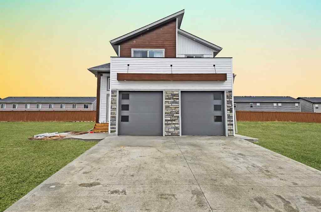 MLS® A2266066 - 9513 114 Avenue  in N/A Clairmont, Residential