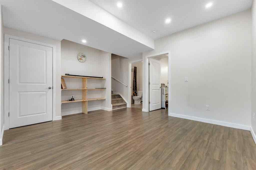 MLS® A2266076 - 231 Lavender Manor SE in Rangeview Calgary, Residential