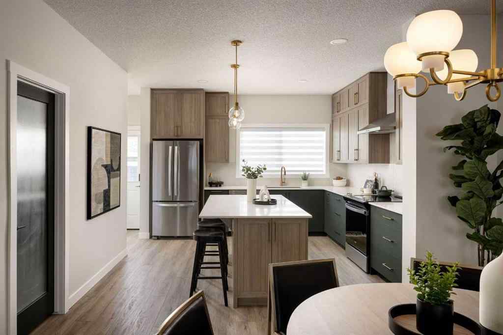 MLS® A2266077 - 566 Wolf Willow Boulevard SE in Wolf Willow Calgary, Residential