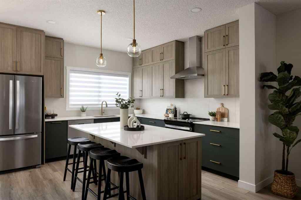 MLS® A2266077 - 566 Wolf Willow Boulevard SE in Wolf Willow Calgary, Residential