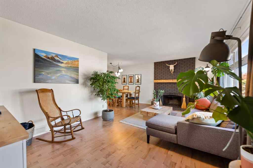 MLS® A2266080 - 5003 Dalhart Road NW in Dalhousie Calgary, Residential