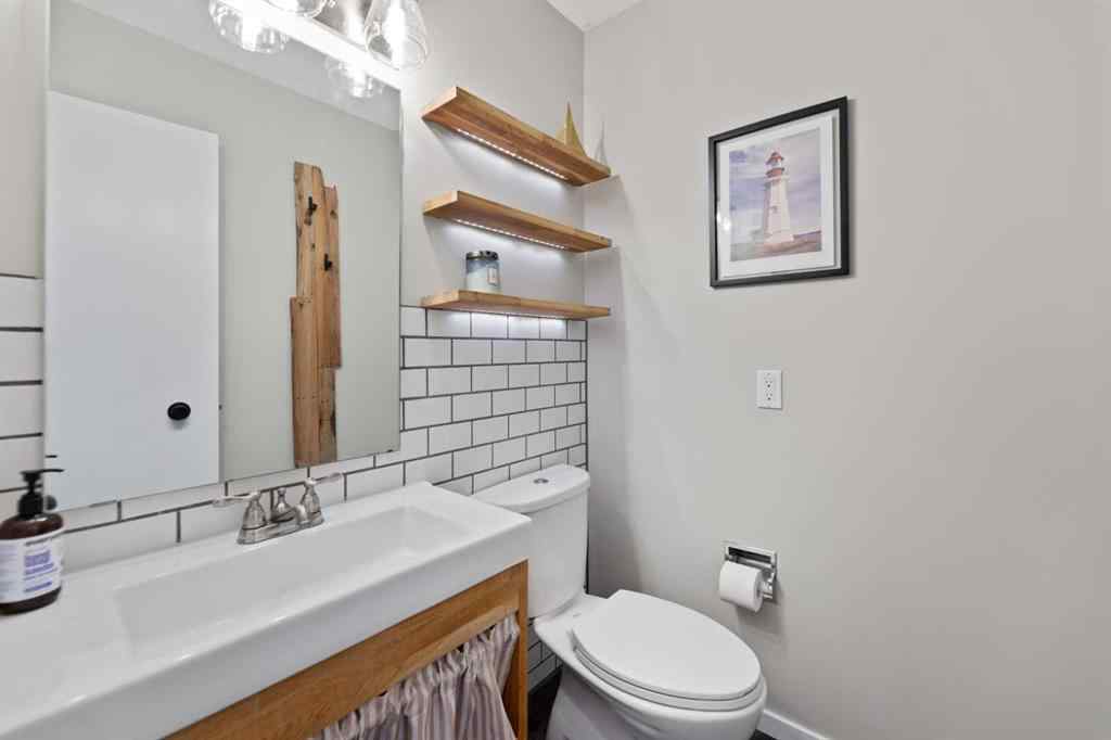 MLS® A2266080 - 5003 Dalhart Road NW in Dalhousie Calgary, Residential