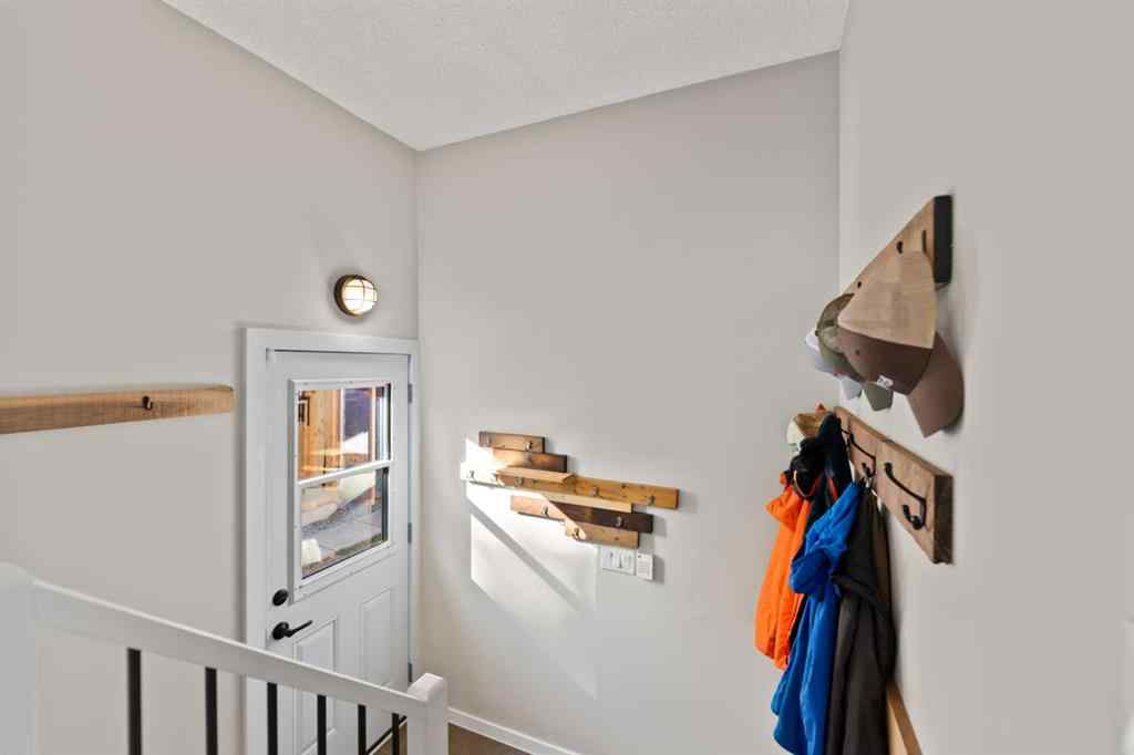 MLS® A2266080 - 5003 Dalhart Road NW in Dalhousie Calgary, Residential