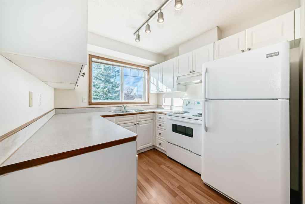 MLS® A2266081 - Unit #306 11 Somervale View SW in Somerset Calgary, Residential