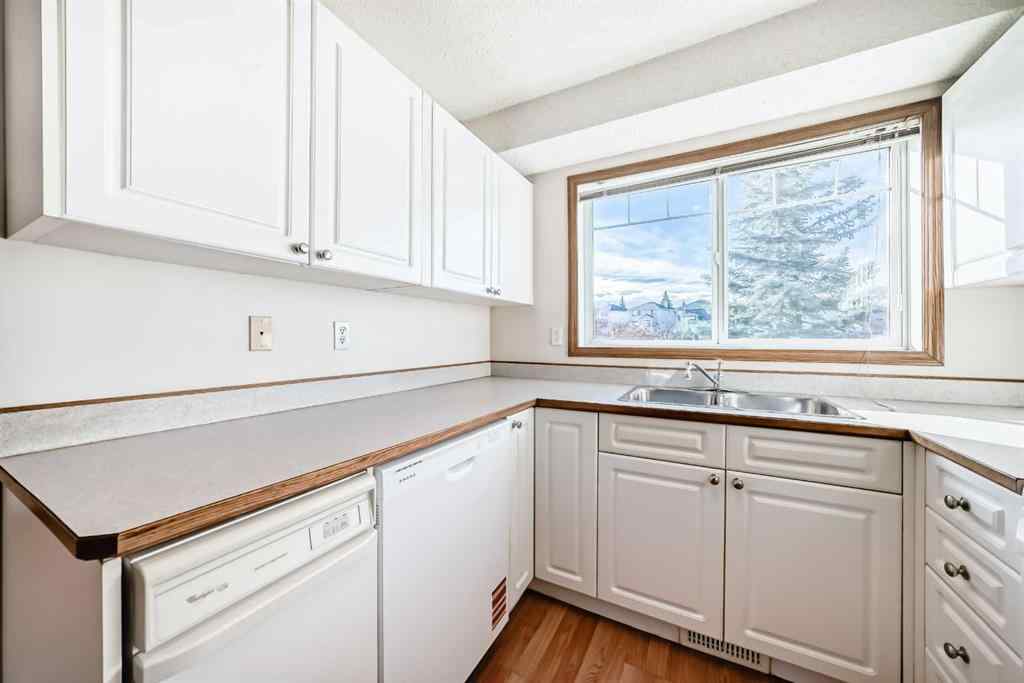 MLS® A2266081 - Unit #306 11 Somervale View SW in Somerset Calgary, Residential