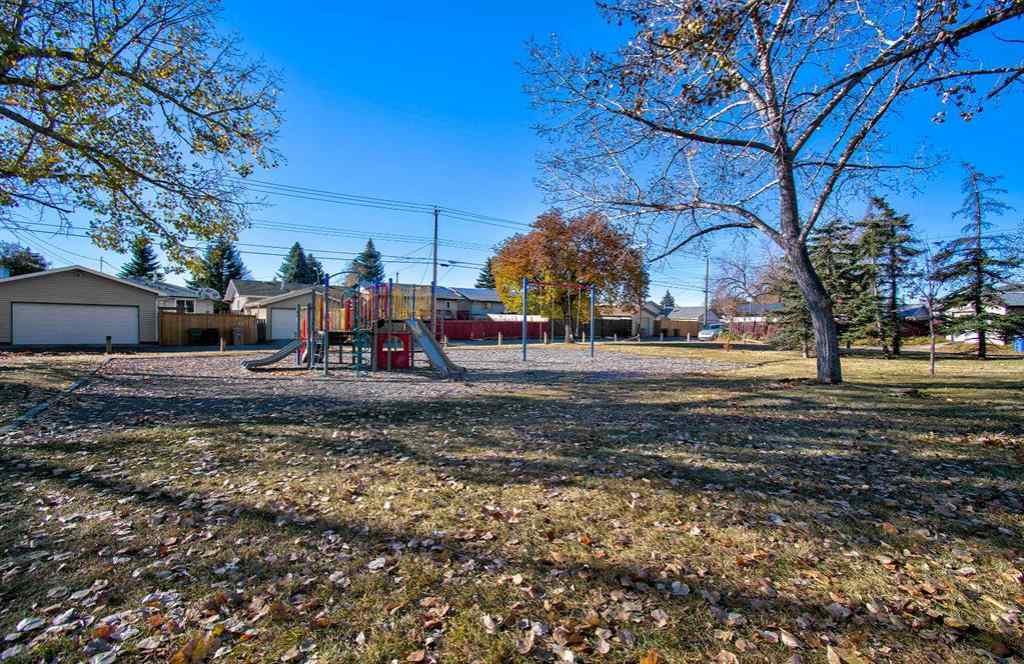 MLS® A2266084 - 4108 13 Avenue NE in Marlborough Calgary, Residential