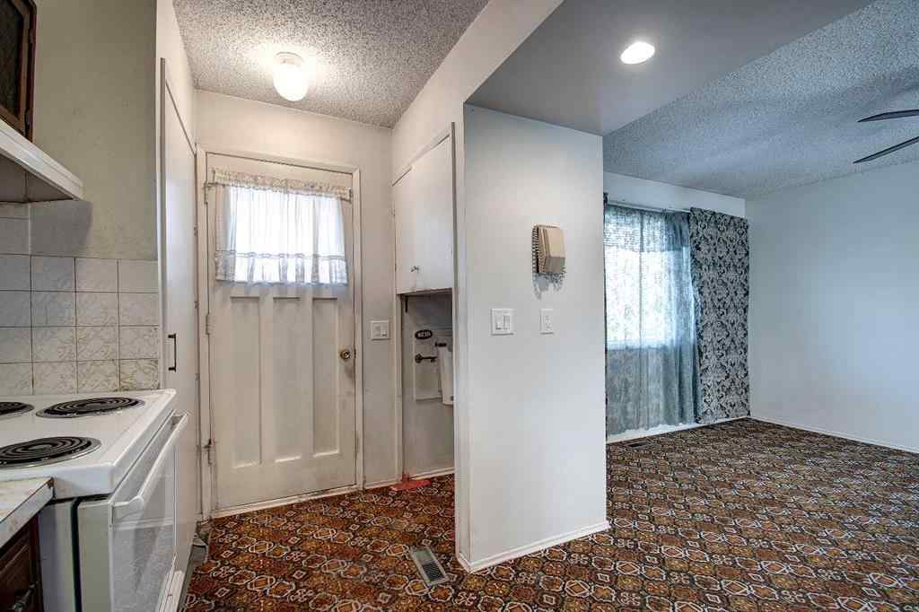 MLS® A2266084 - 4108 13 Avenue NE in Marlborough Calgary, Residential