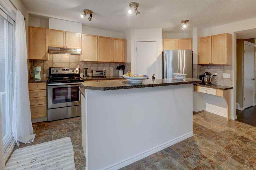 MLS® A2266086 - 39 Tuscany Springs Place NW in Tuscany Calgary, Residential