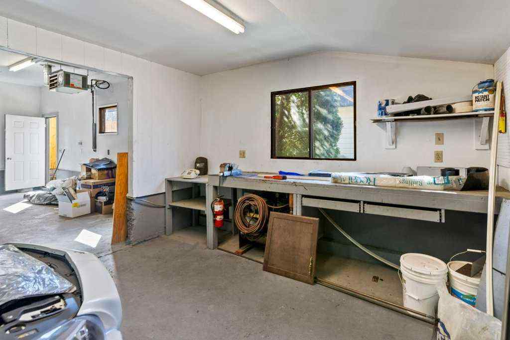 MLS® A2266087 - 4724 Rundlehorn Drive NE in Rundle Calgary, Residential