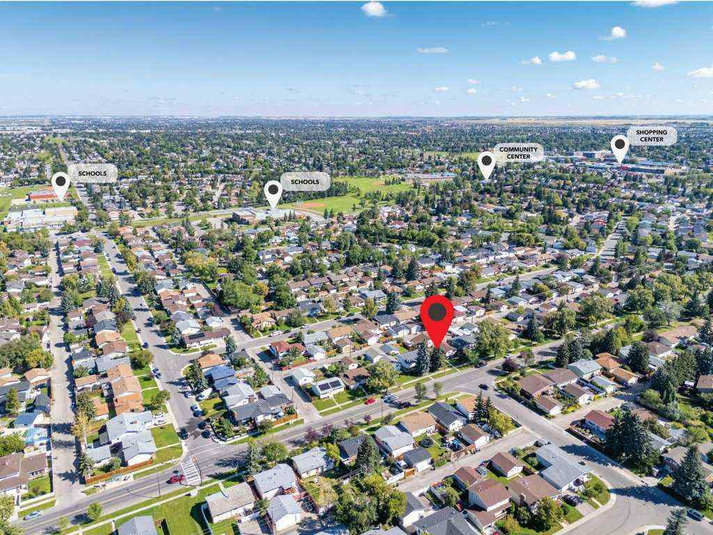 MLS® A2266087 - 4724 Rundlehorn Drive NE in Rundle Calgary, Residential