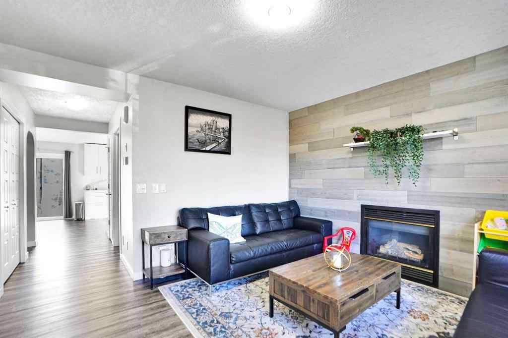 MLS® A2266088 - 5 Coville Gardens NE in Coventry Hills Calgary, Residential