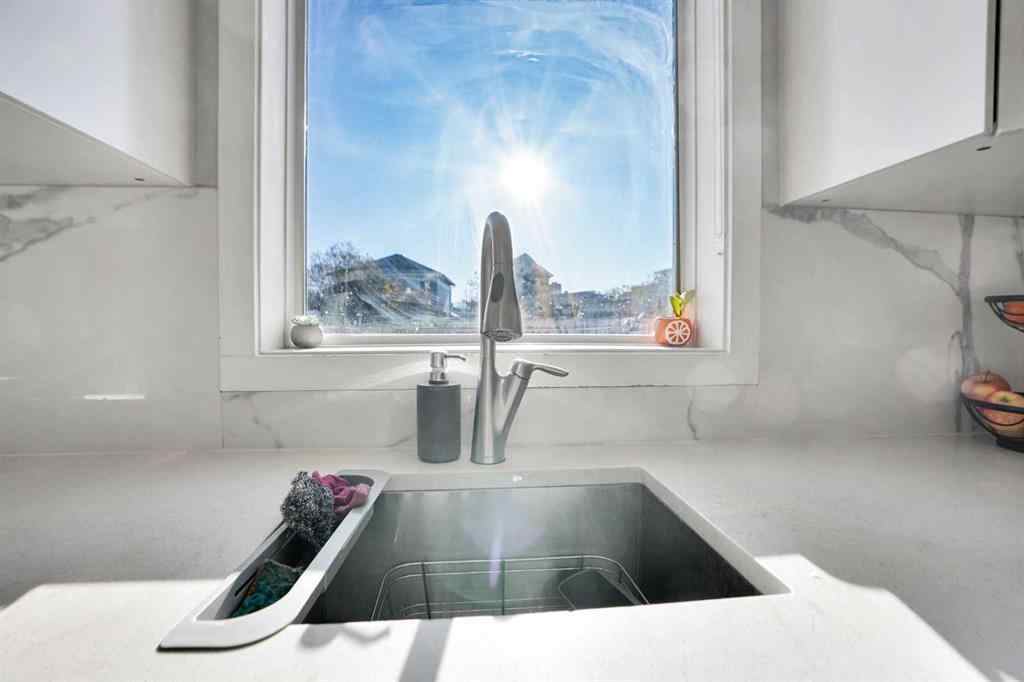 MLS® A2266088 - 5 Coville Gardens NE in Coventry Hills Calgary, Residential