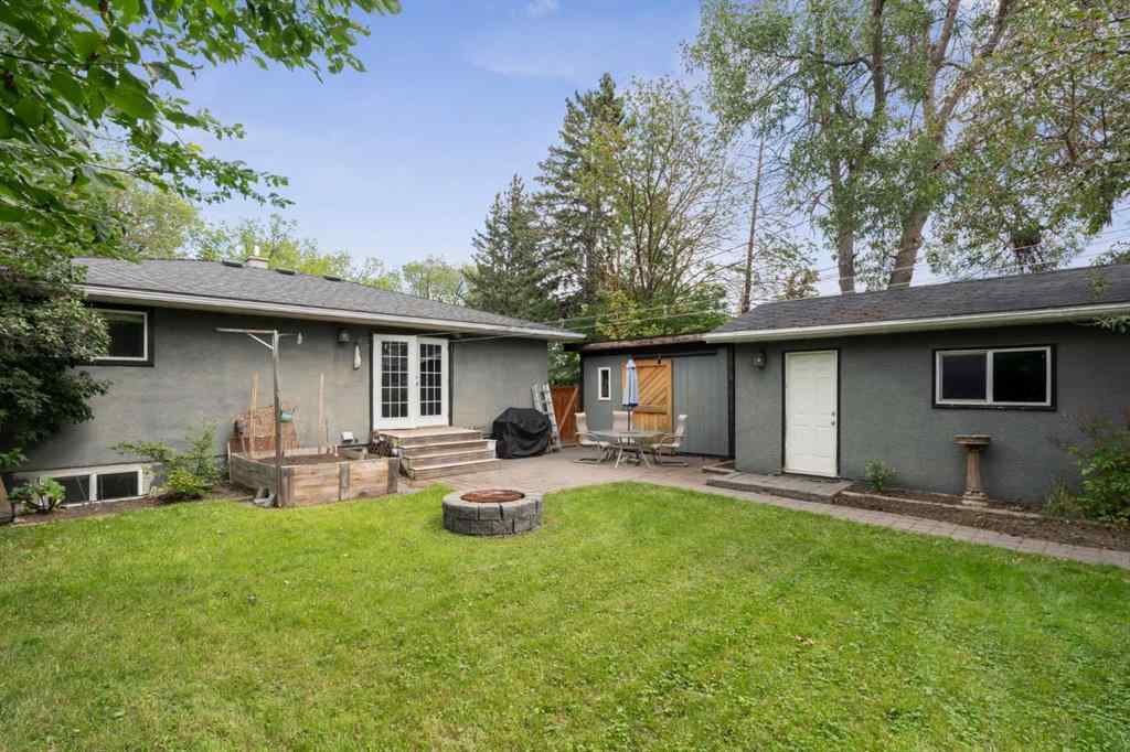 MLS® A2266089 - 439 Hendon Drive NW in Highwood Calgary, Residential