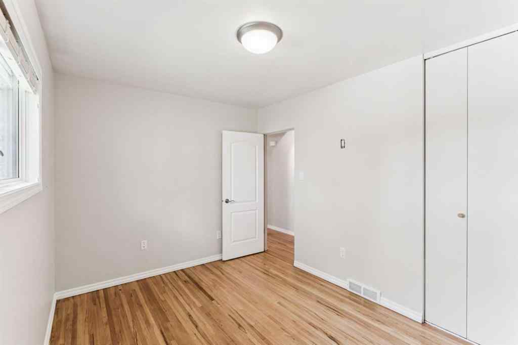 MLS® A2266089 - 439 Hendon Drive NW in Highwood Calgary, Residential