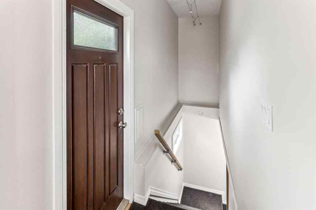 MLS® A2266089 - 439 Hendon Drive NW in Highwood Calgary, Residential