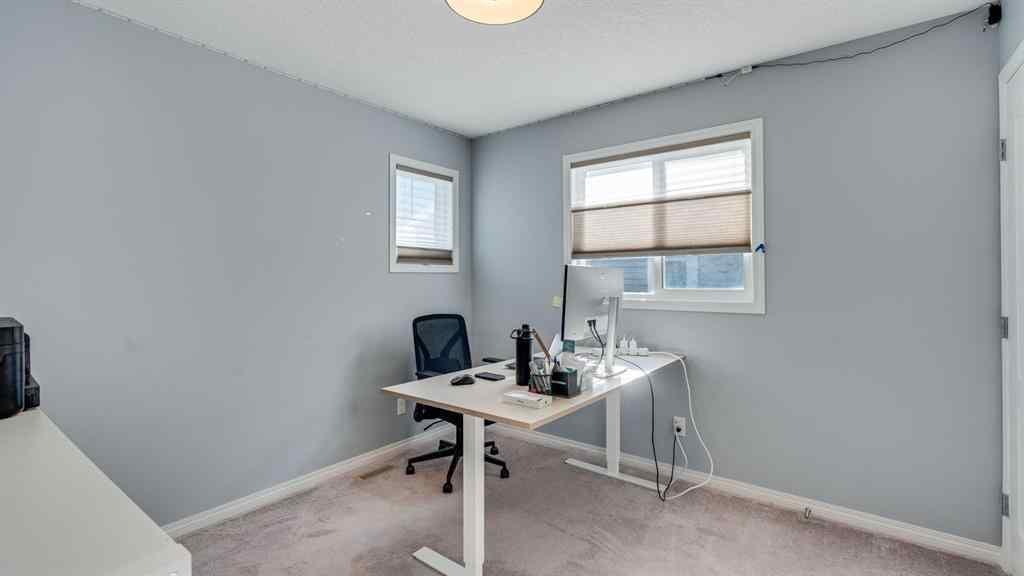 MLS® A2266091 - 343 Hillcrest Heights SW in Hillcrest Airdrie, Residential