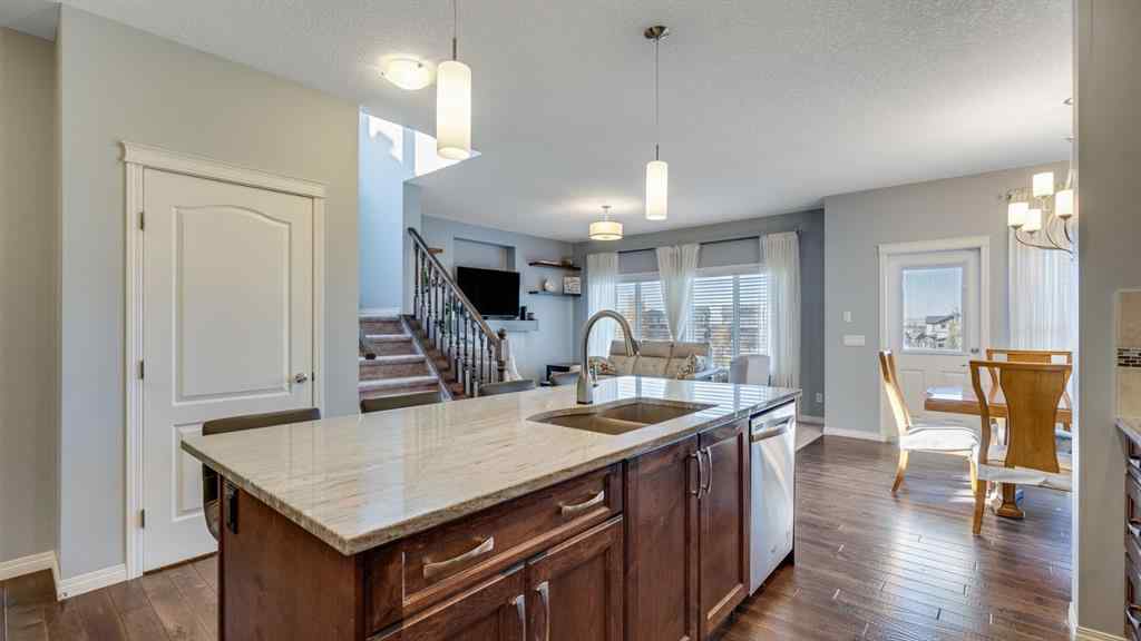 MLS® A2266091 - 343 Hillcrest Heights SW in Hillcrest Airdrie, Residential