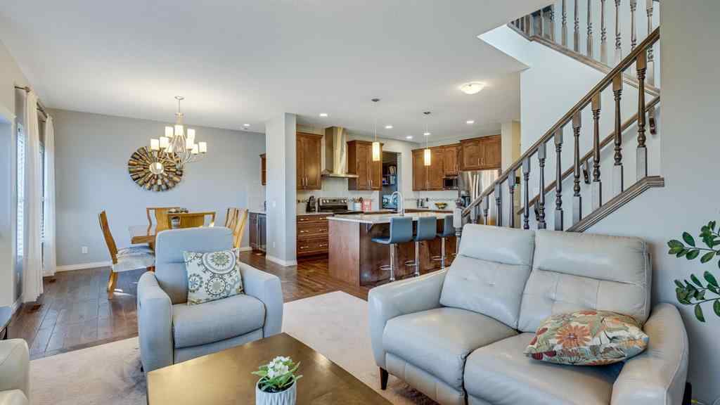 MLS® A2266091 - 343 Hillcrest Heights SW in Hillcrest Airdrie, Residential