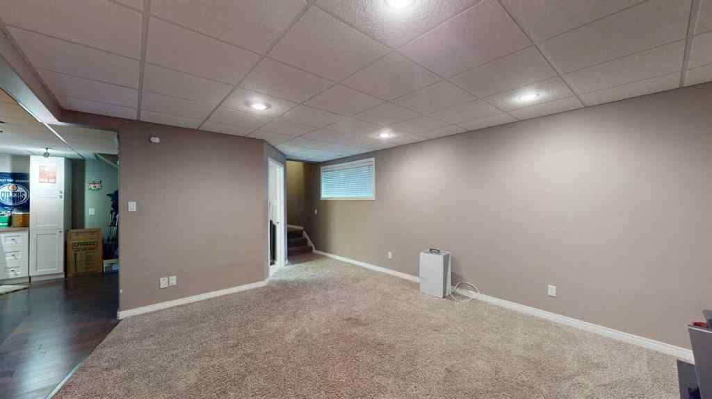 MLS® A2266093 - 333 Lindstrom Crescent  in Timberlea Fort McMurray, Residential