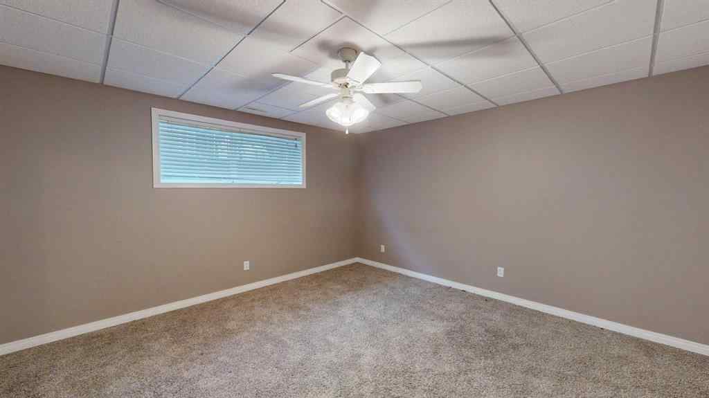 MLS® A2266093 - 333 Lindstrom Crescent  in Timberlea Fort McMurray, Residential