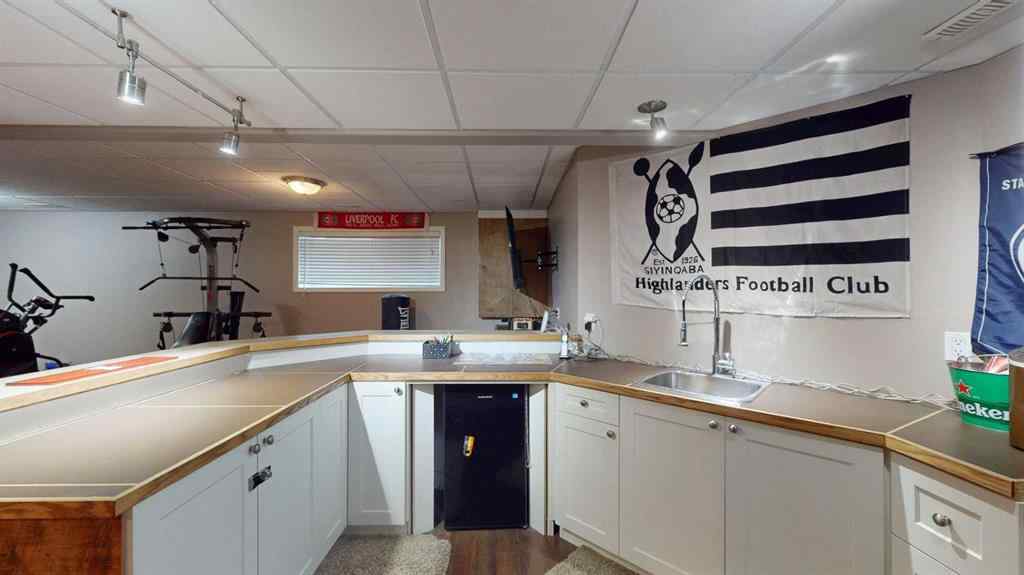 MLS® A2266093 - 333 Lindstrom Crescent  in Timberlea Fort McMurray, Residential