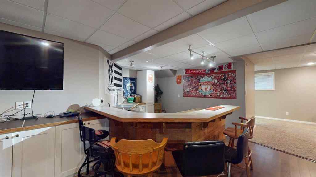 MLS® A2266093 - 333 Lindstrom Crescent  in Timberlea Fort McMurray, Residential