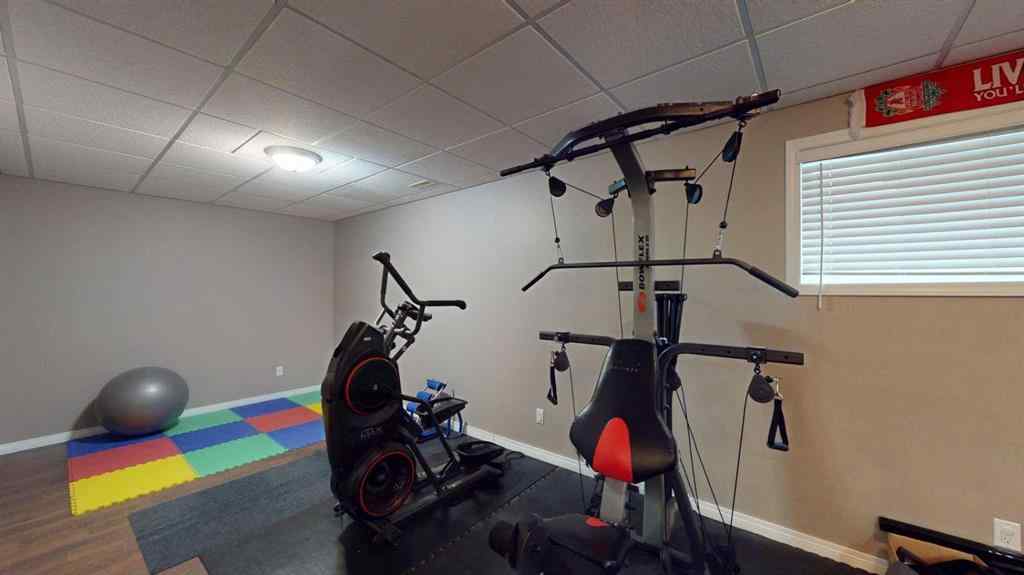 MLS® A2266093 - 333 Lindstrom Crescent  in Timberlea Fort McMurray, Residential