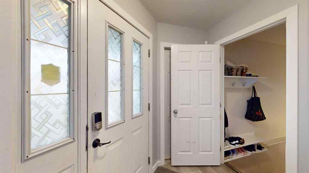 MLS® A2266093 - 333 Lindstrom Crescent  in Timberlea Fort McMurray, Residential