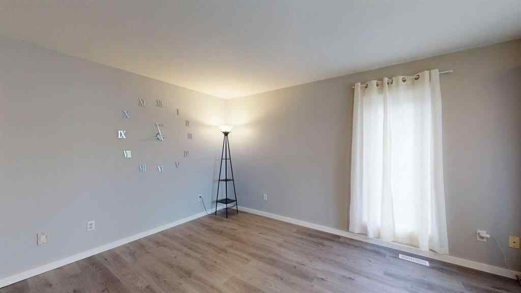 MLS® A2266093 - 333 Lindstrom Crescent  in Timberlea Fort McMurray, Residential