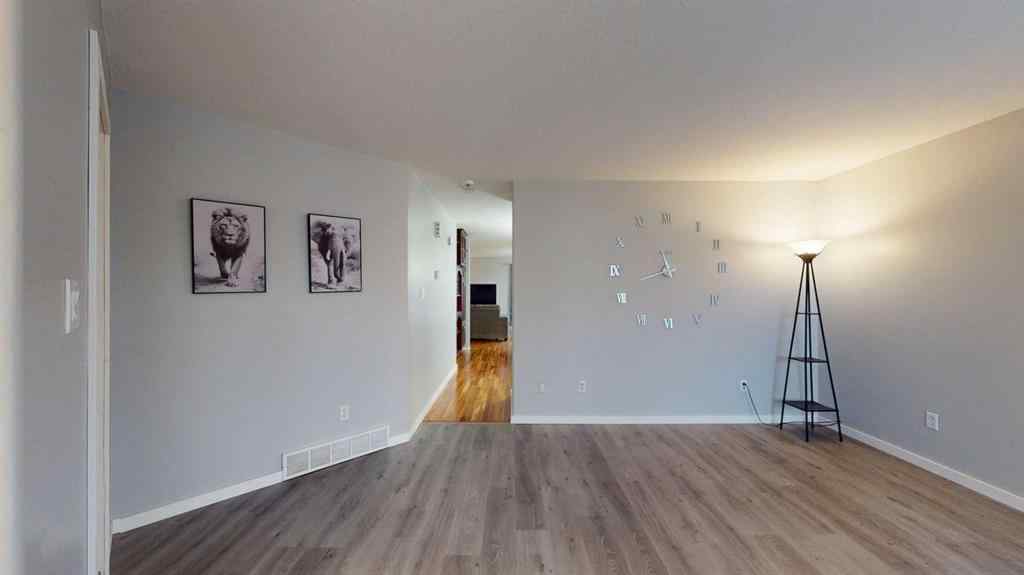 MLS® A2266093 - 333 Lindstrom Crescent  in Timberlea Fort McMurray, Residential